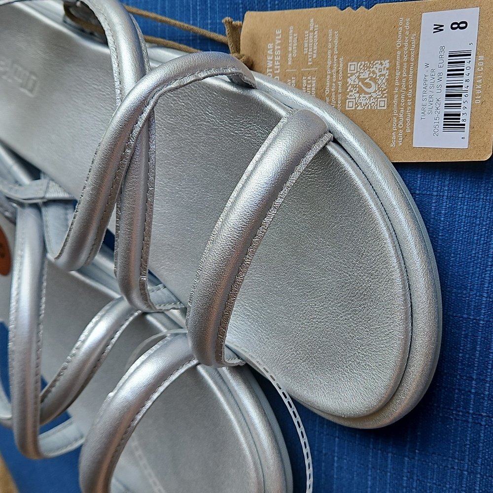 OluKai Tiare Leather Strappy Slingback Sandals, Color: Silver- Size8, EU38 - Picture 4 of 7